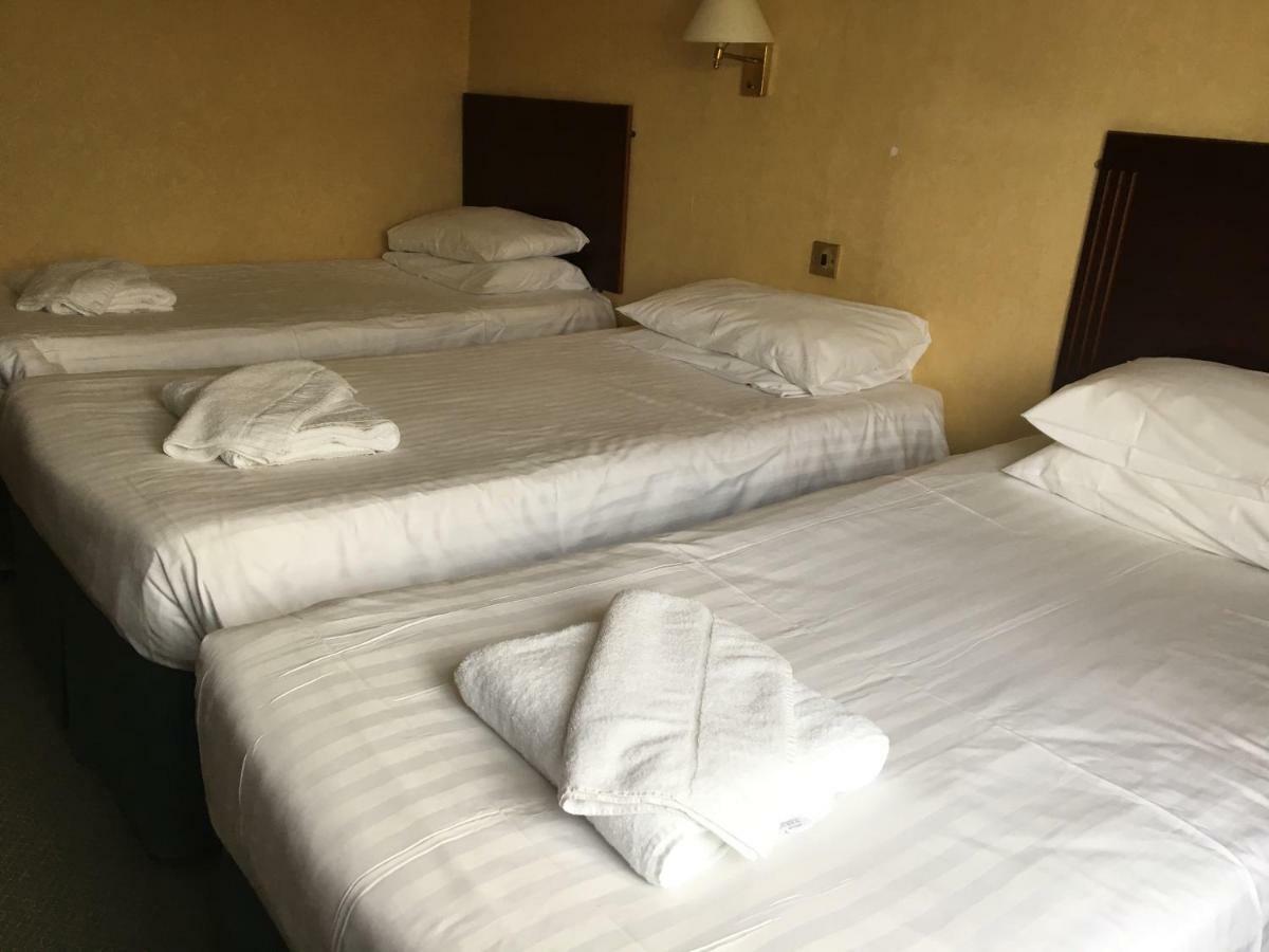 Cedar Tree Hotel Рагли Экстерьер фото